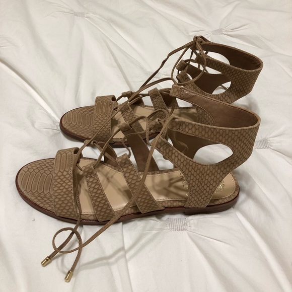 Vince Camuto Shoes - NWT Vince Camuto Sandal
